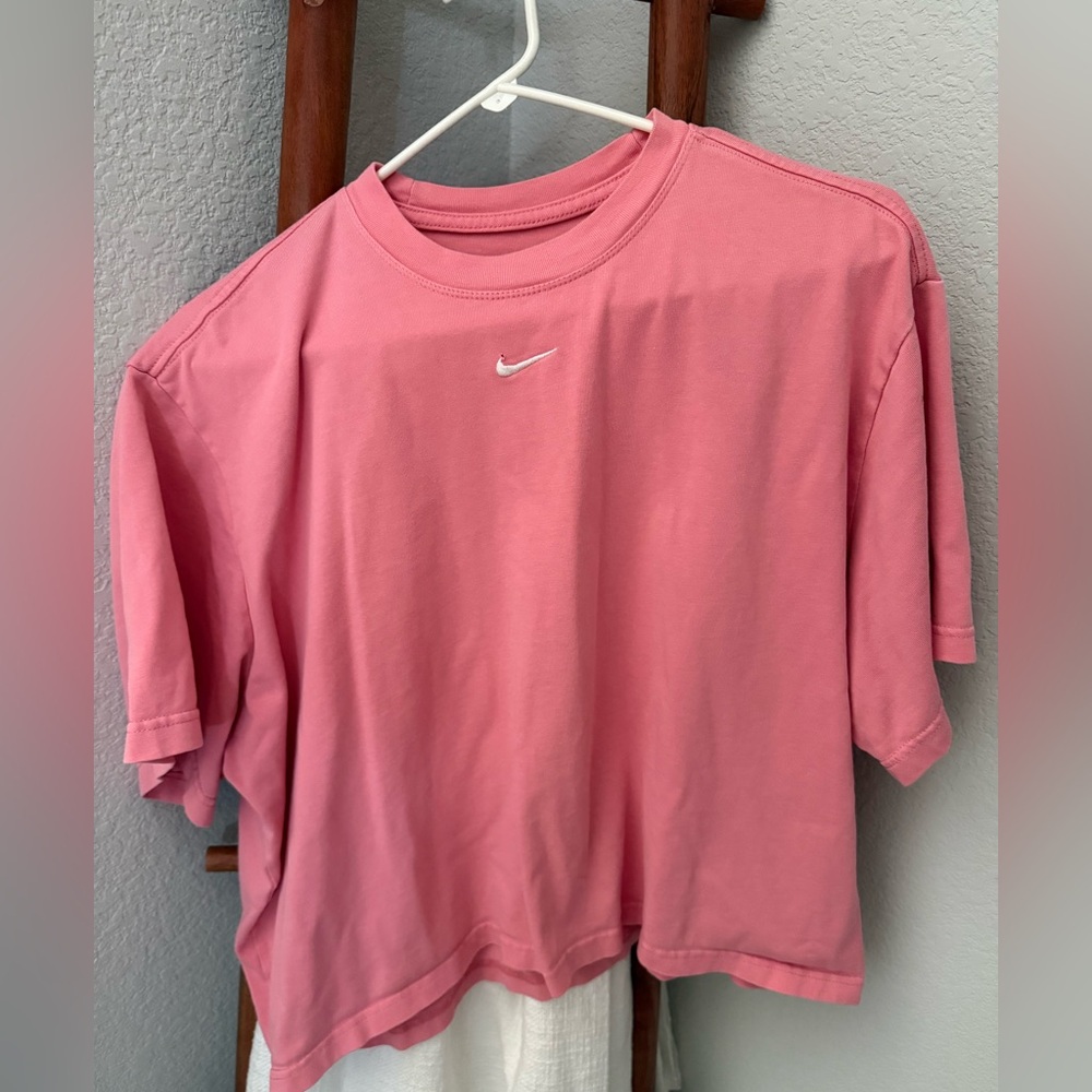 Nike Essential Boxy T-Shirt